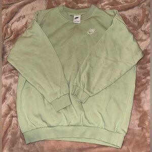 nike sweatshirt